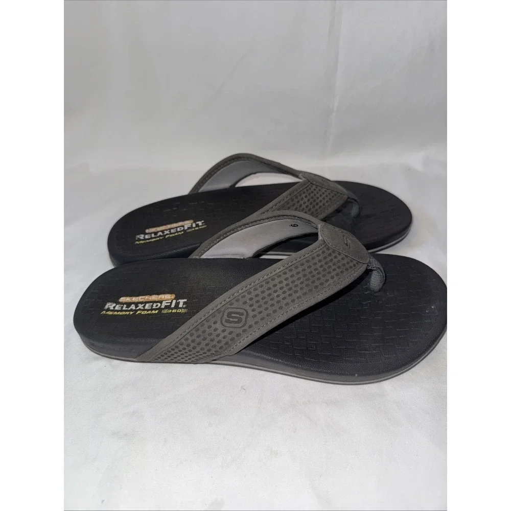 Skechers‎ Sandals Mens 9 Relaxed Fit Flip Flop Gray Toe-Post Comfort Casual Flat
